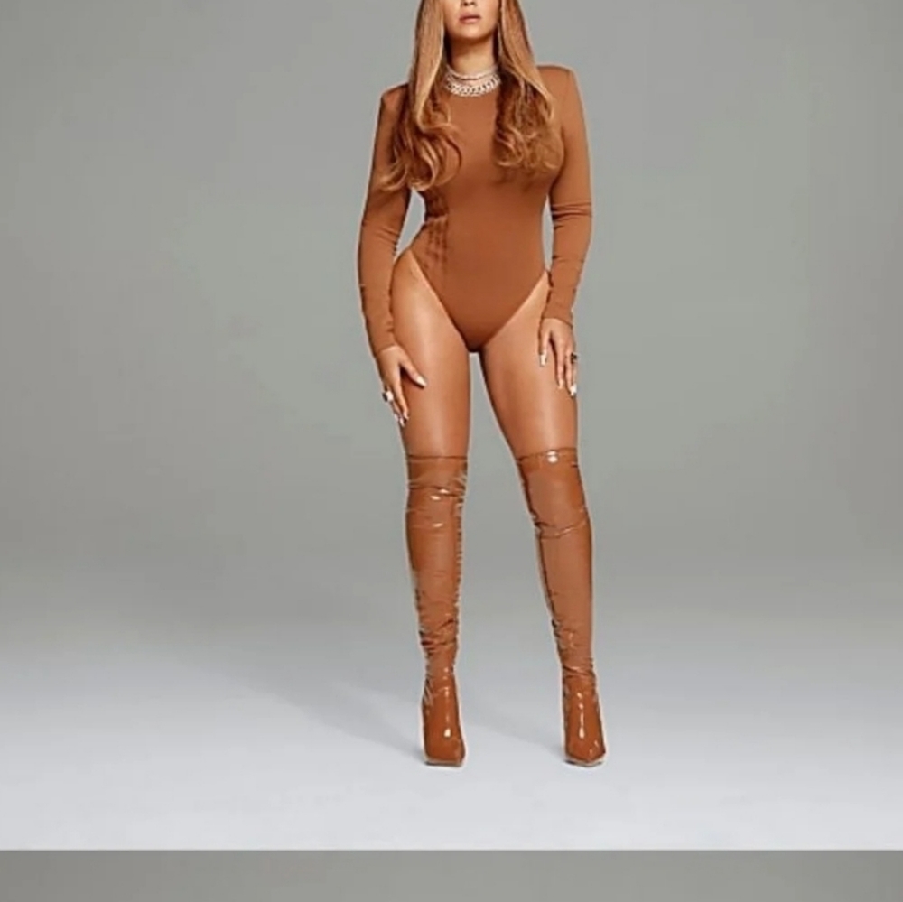 Ivy Park Medium- SOLD!